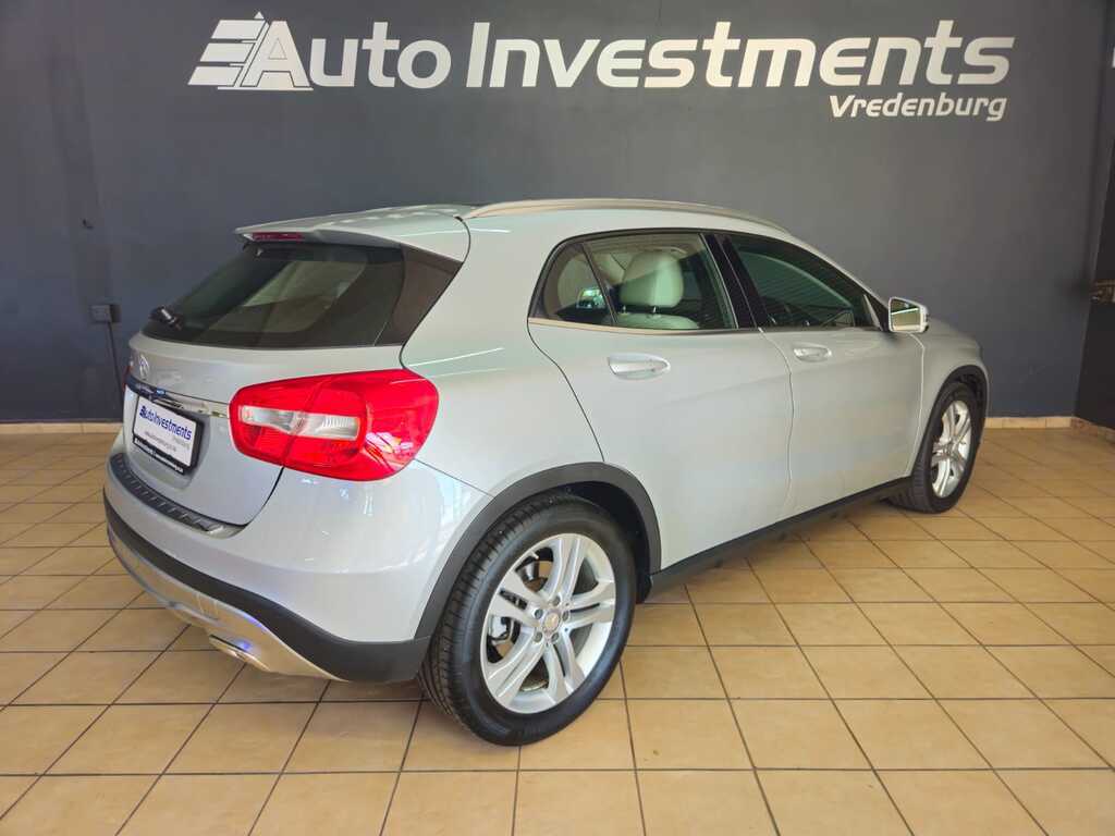 MERCEDES-BENZ GLA GLA 200 A/T - 3
