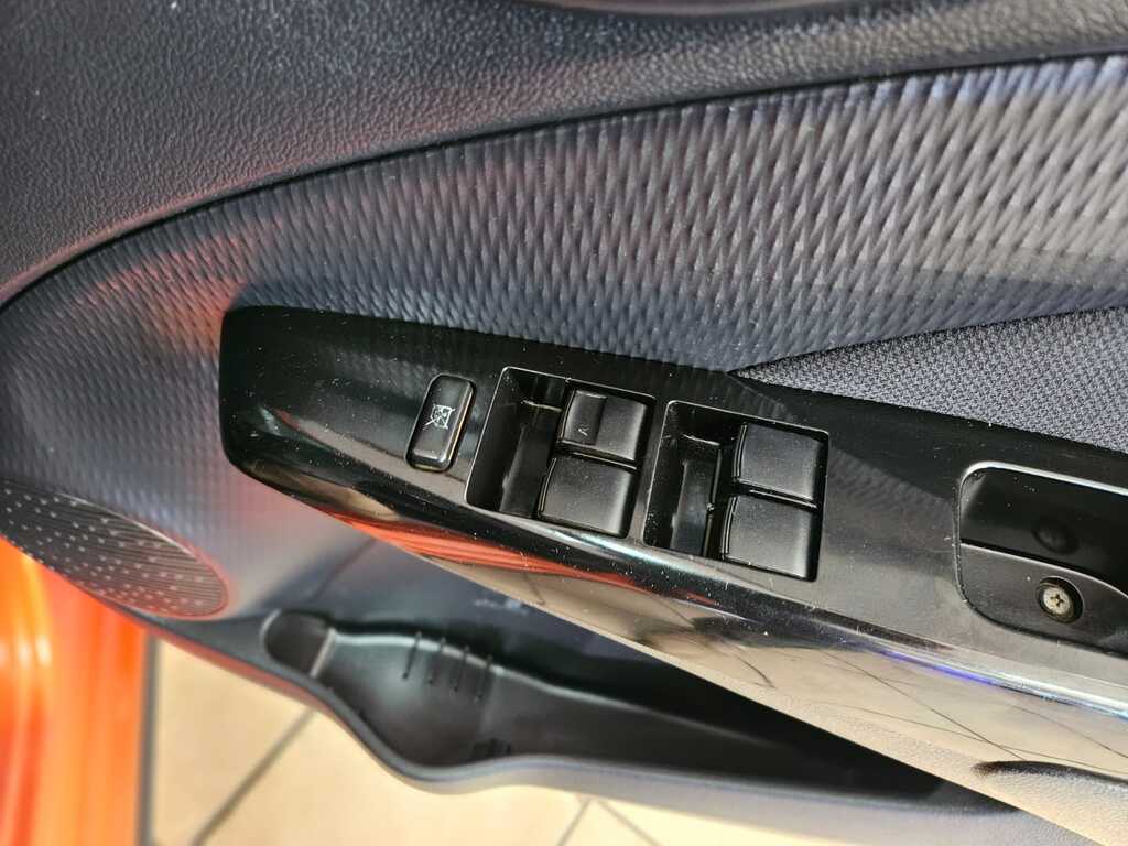 TOYOTA ETIOS ETIOS CROSS 1.5 Xs 5Dr