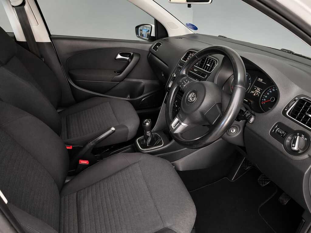 VOLKSWAGEN POLO POLO 1.4 COMFORTLINE 5DR - 7