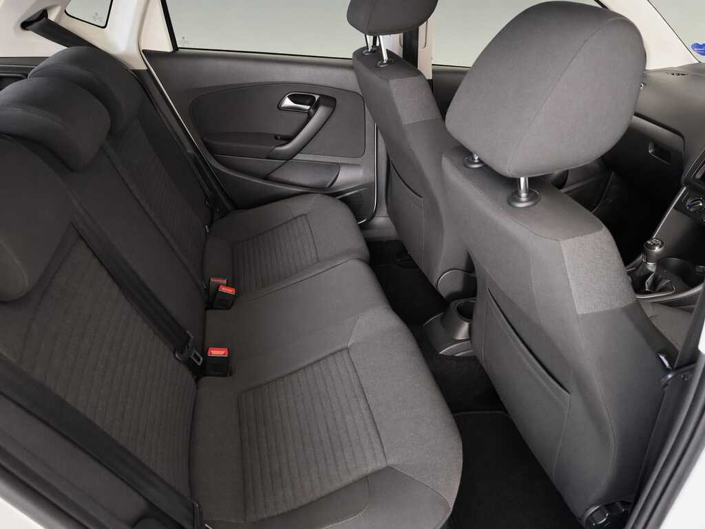 VOLKSWAGEN POLO POLO 1.4 COMFORTLINE 5DR - 8