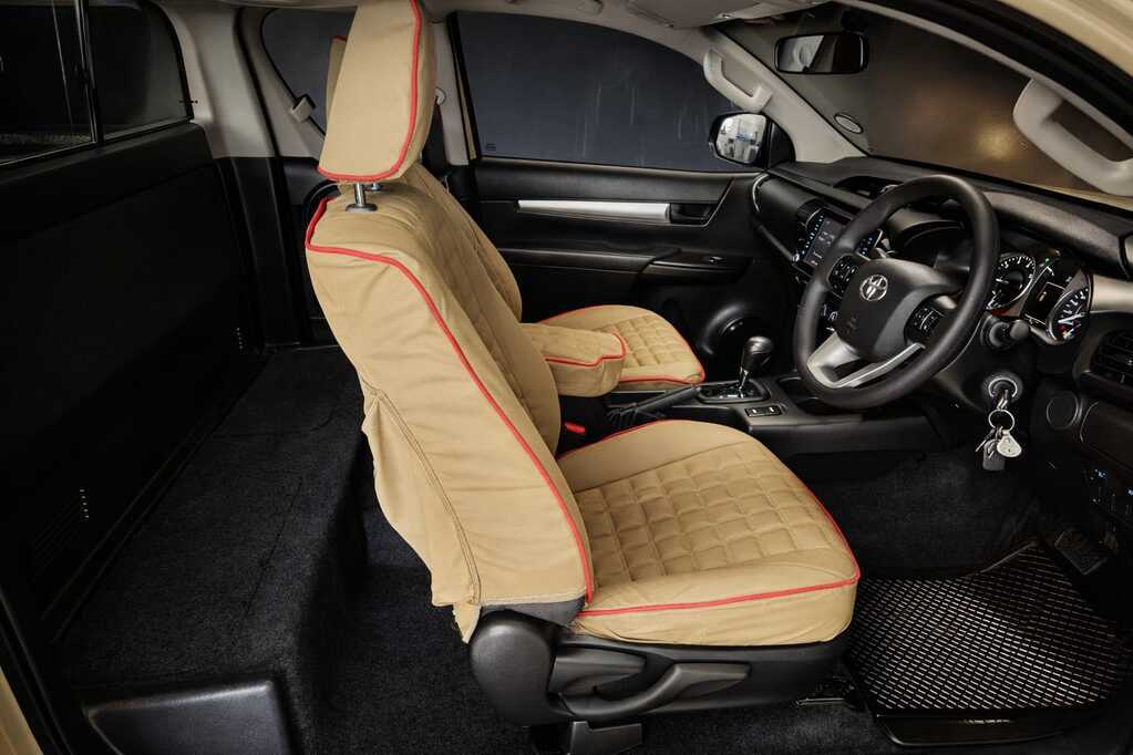 TOYOTA HILUX HILUX 2.4 GD-6 RB RAIDER A/T P/U E/CAB