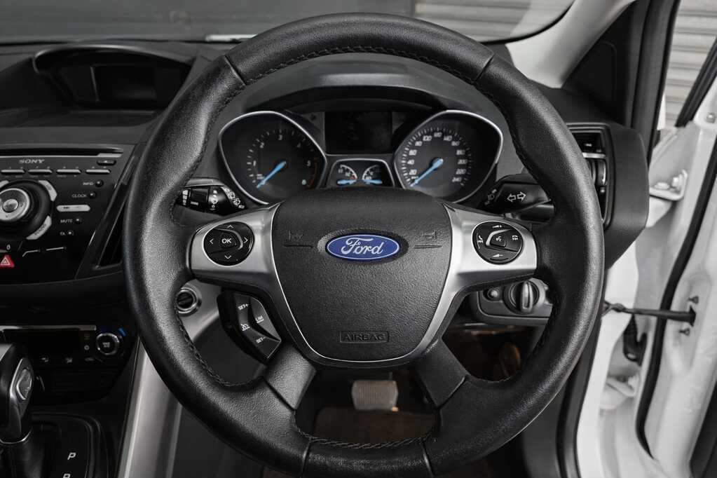 FORD KUGA KUGA 2.0 TDCI TREND AWD POWERSHIFT