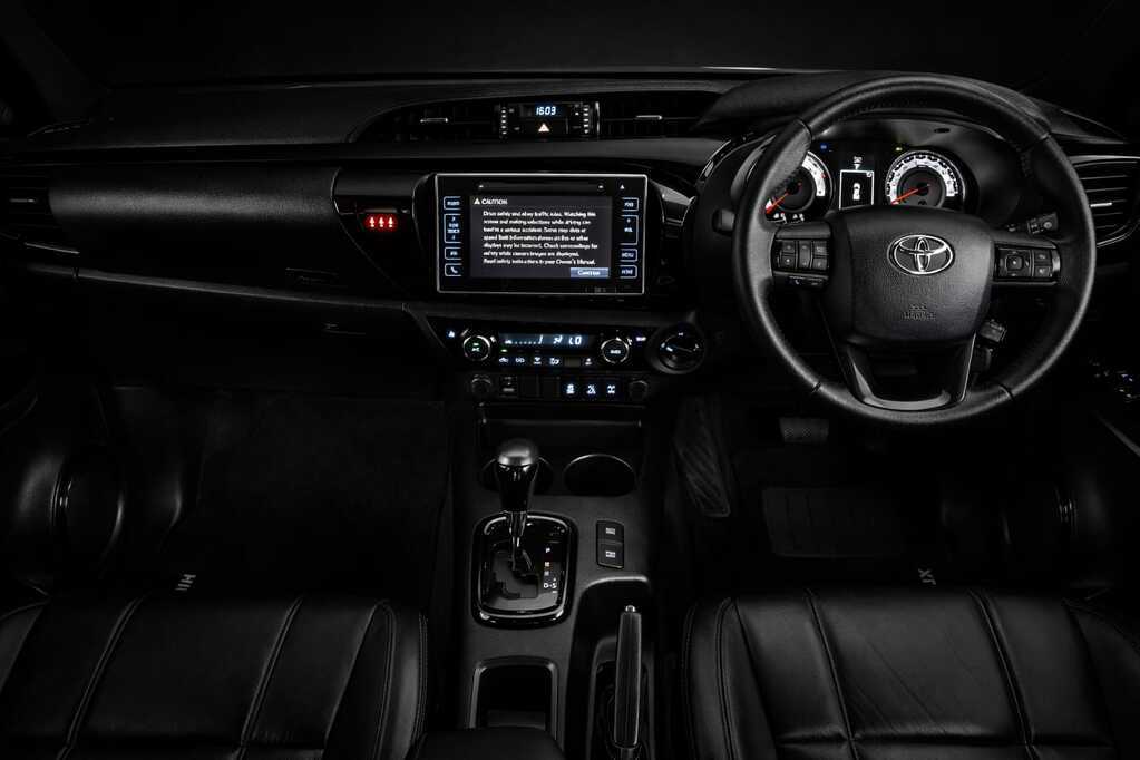 TOYOTA HILUX HILUX 2.8 GD-6 RAIDER 4X4 A/T P/U D/C