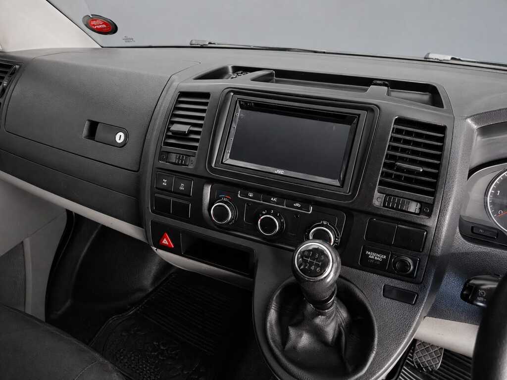 VOLKSWAGEN TRANSPORTER T5 2.0 BiTDi 132 KW 4MOT LWB P/U D/C - 5