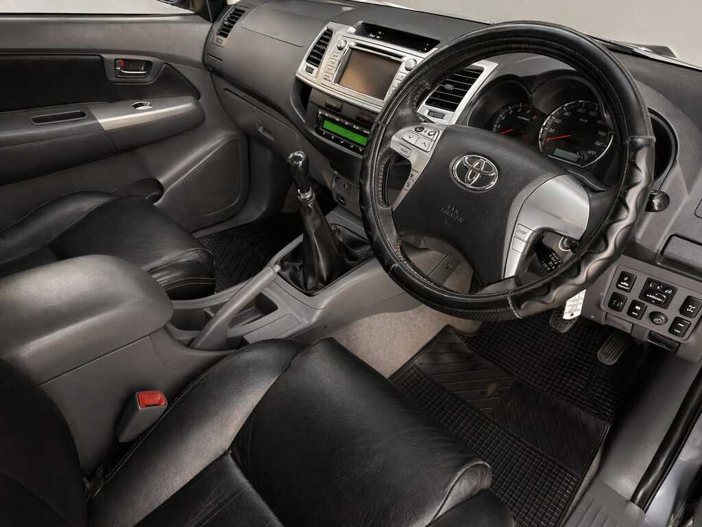 TOYOTA HILUX HILUX 3.0 D-4D RAIDER R/B P/U D/C