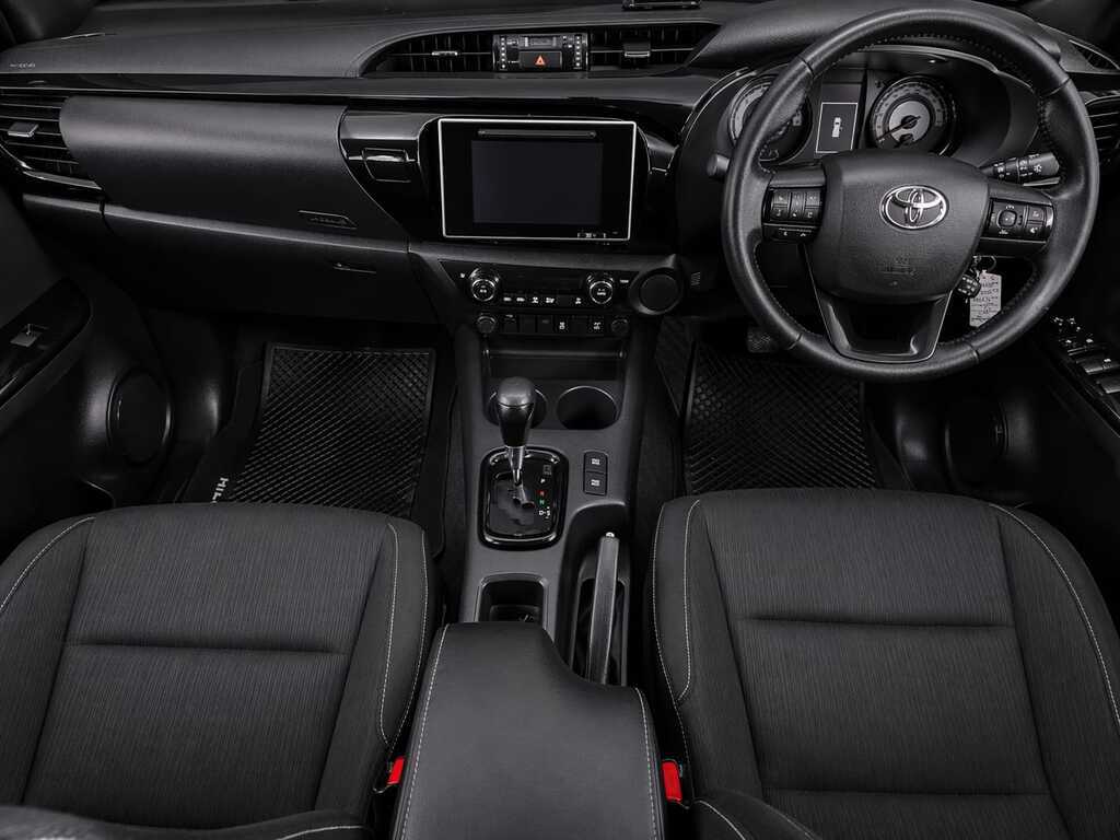 TOYOTA HILUX HILUX 2.8 GD-6 RB RAIDER A/T P/U D/C