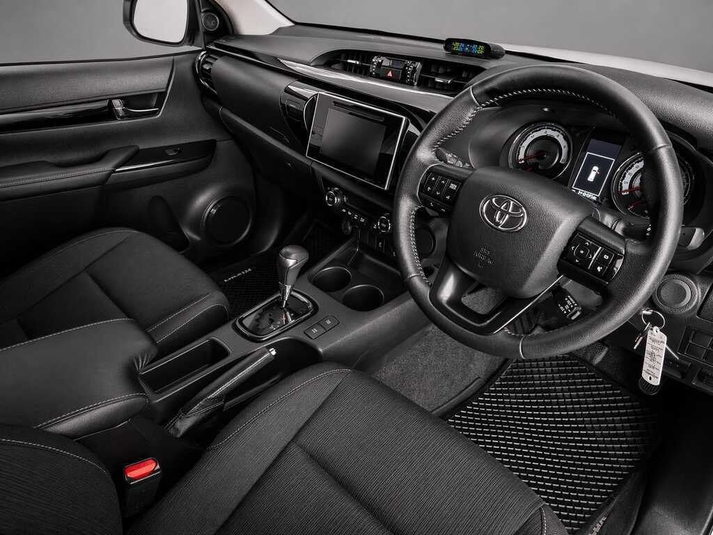 TOYOTA HILUX HILUX 2.8 GD-6 RB RAIDER A/T P/U D/C