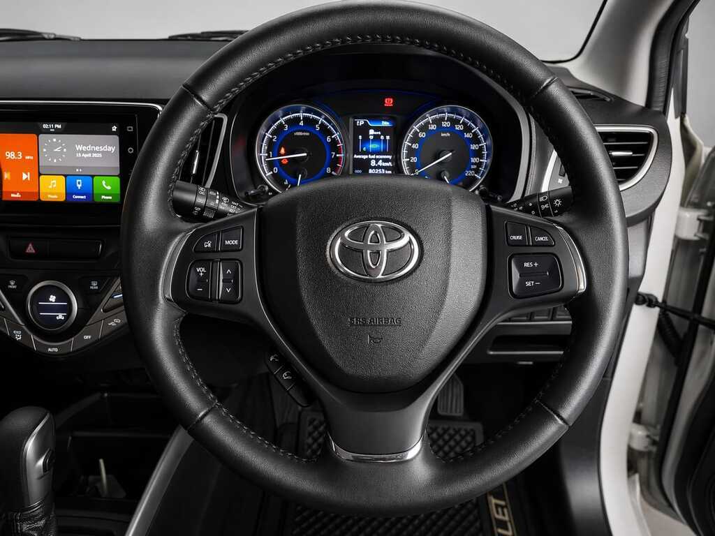 TOYOTA STARLET STARLET 1.4 XR A/T - 5