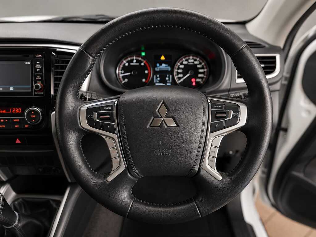 MITSUBISHI TRITON TRITON 2.4 Di-DC P/U D/C - 5