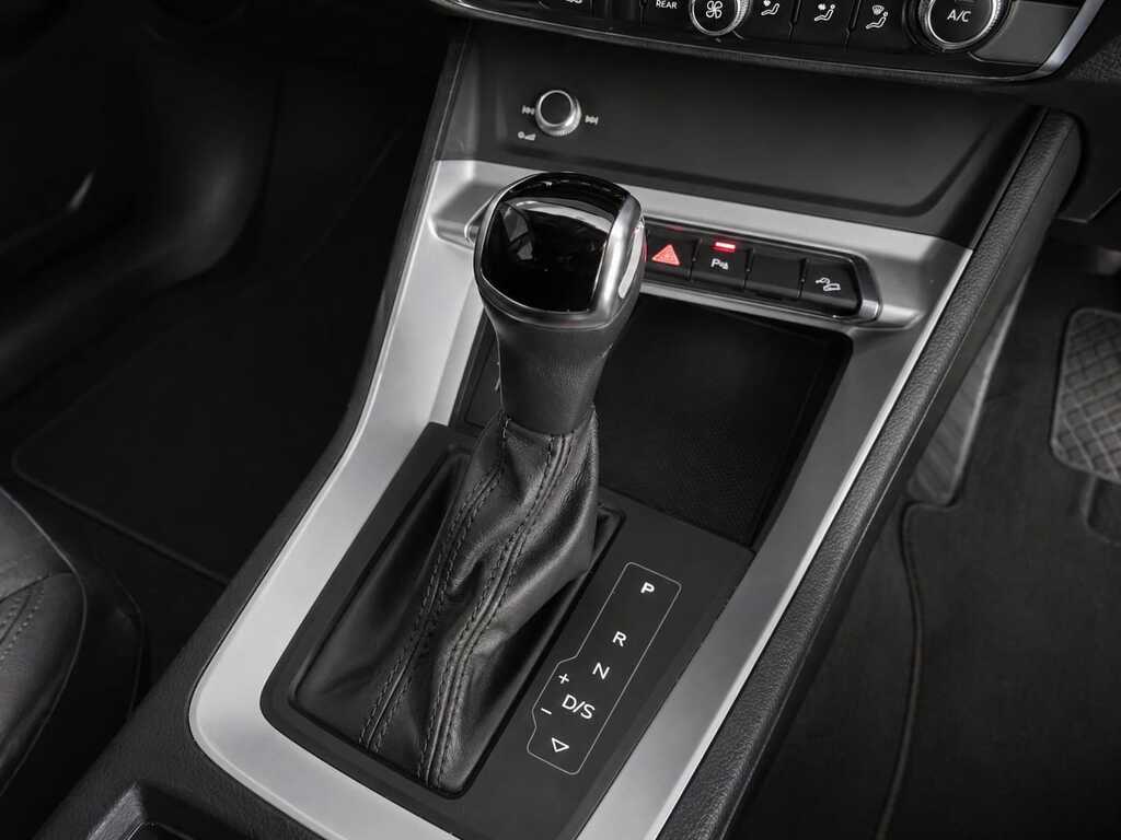 AUDI Q3 Q3 35 TFSI S TRONIC ADVANCED - 7