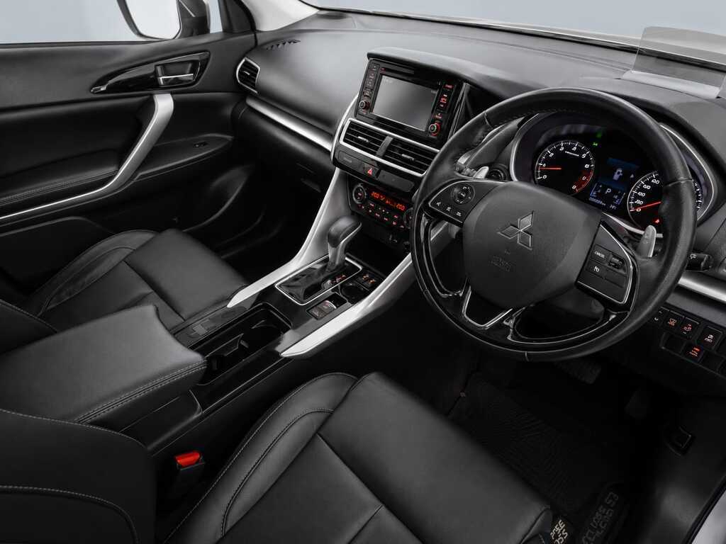 MITSUBISHI ECLIPSE CROSS ECLIPSE CROSS 2.0 GLS CVT - 10