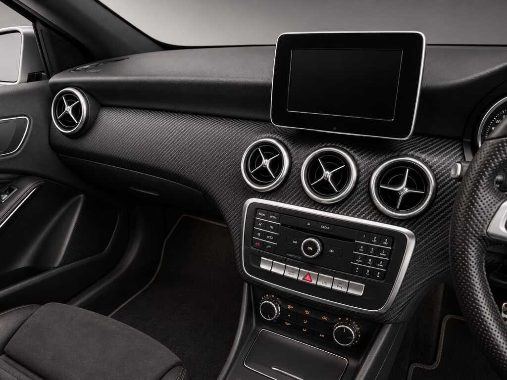 MERCEDES-BENZ A CLASS A 200d AMG A/T - 6