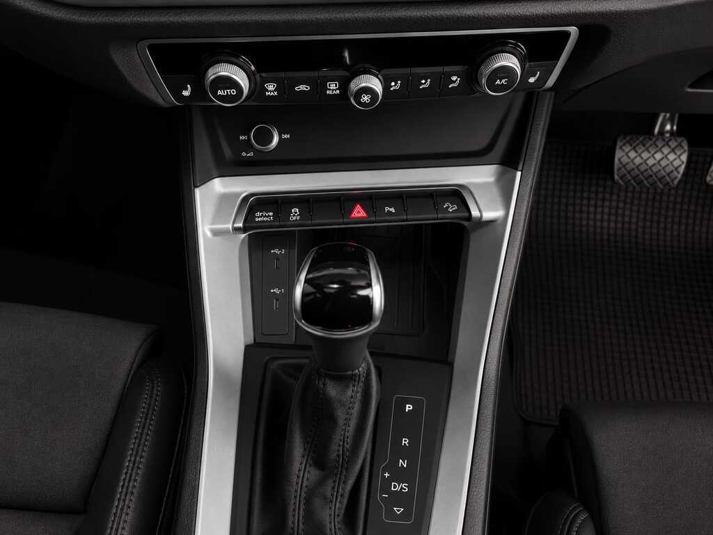 AUDI Q3 Q3 SPORTBACK 35 TFSI STRONIC S LINE - 10