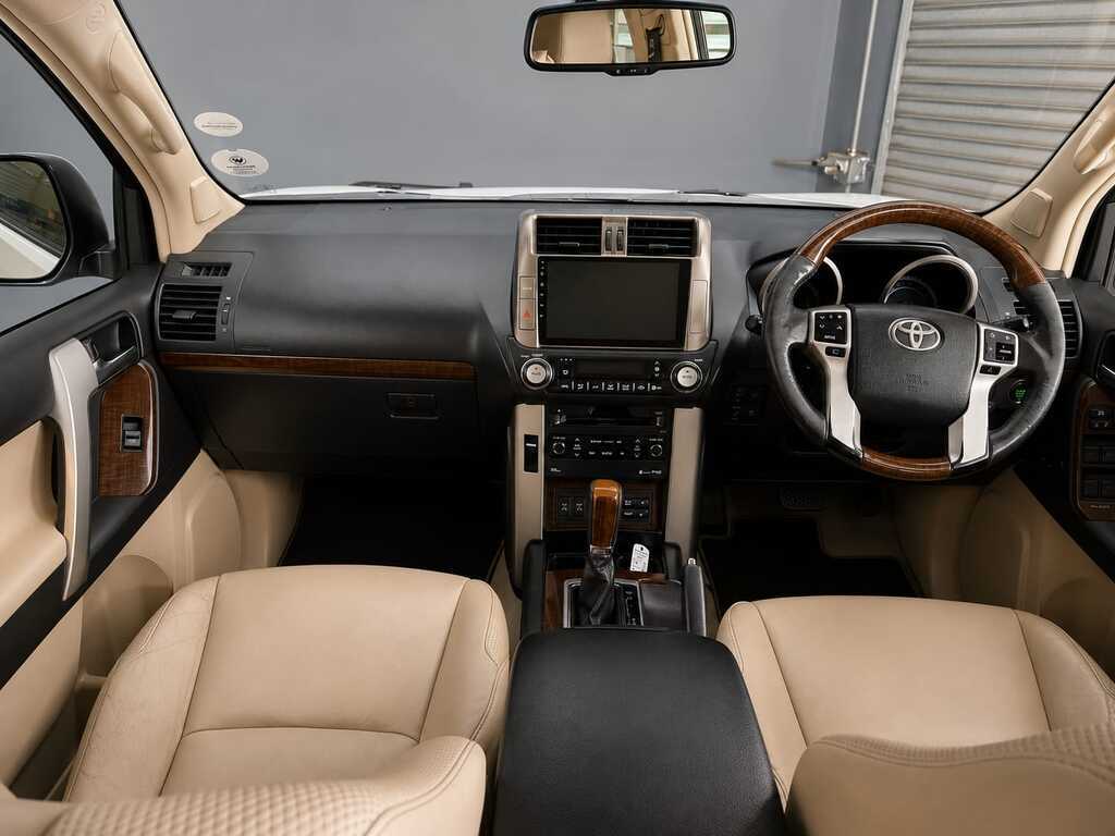 TOYOTA PRADO PRADO VX 4.0 V6 A/T - 4