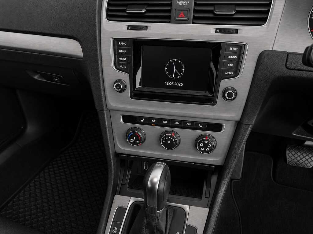VOLKSWAGEN GOLF 7 GOLF VII 1.4 TSI COMFORTLINE DSG - 6