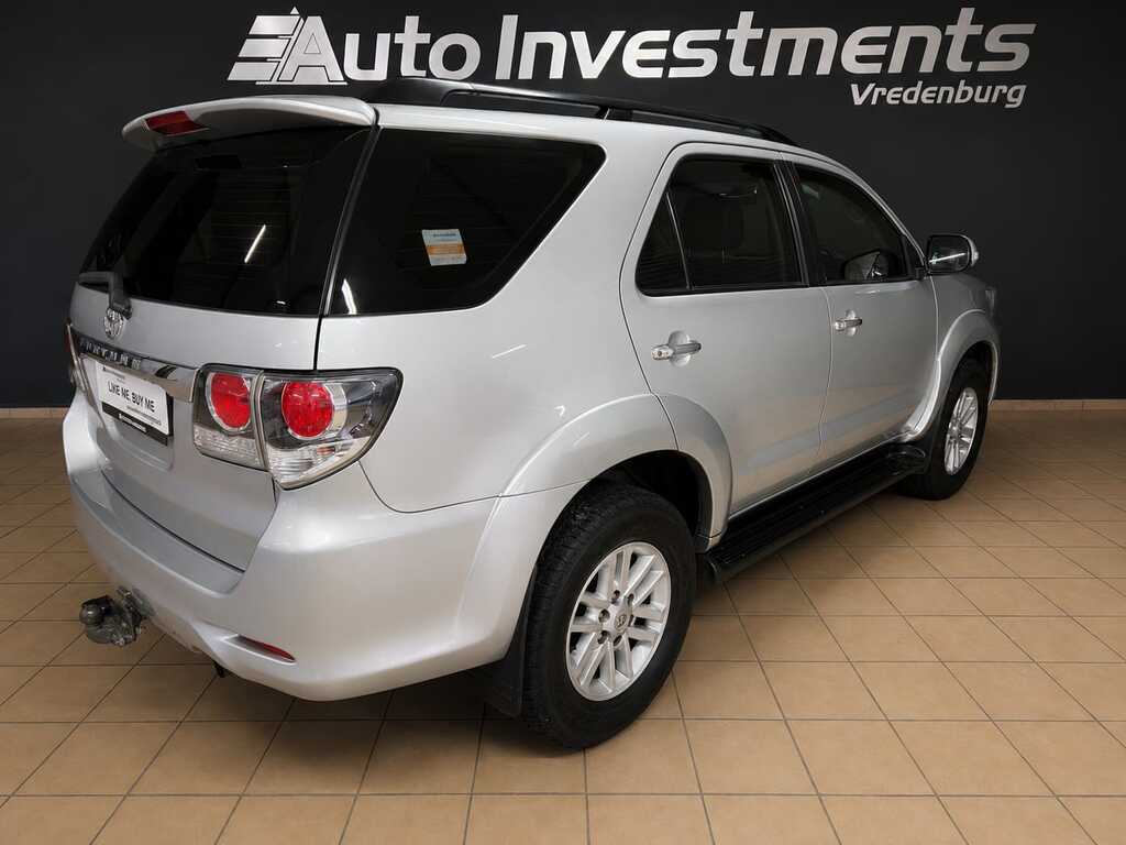 TOYOTA FORTUNER FORTUNER 2.5D-4D RB A/T - 4