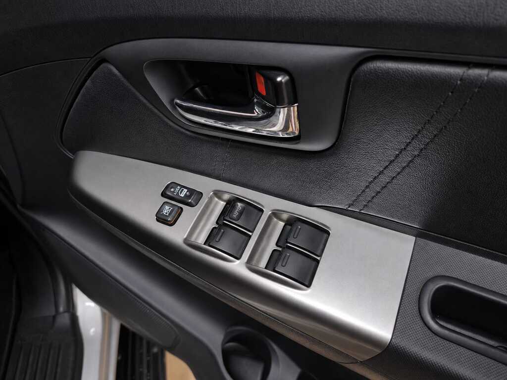 TOYOTA FORTUNER FORTUNER 2.5D-4D RB A/T - 8