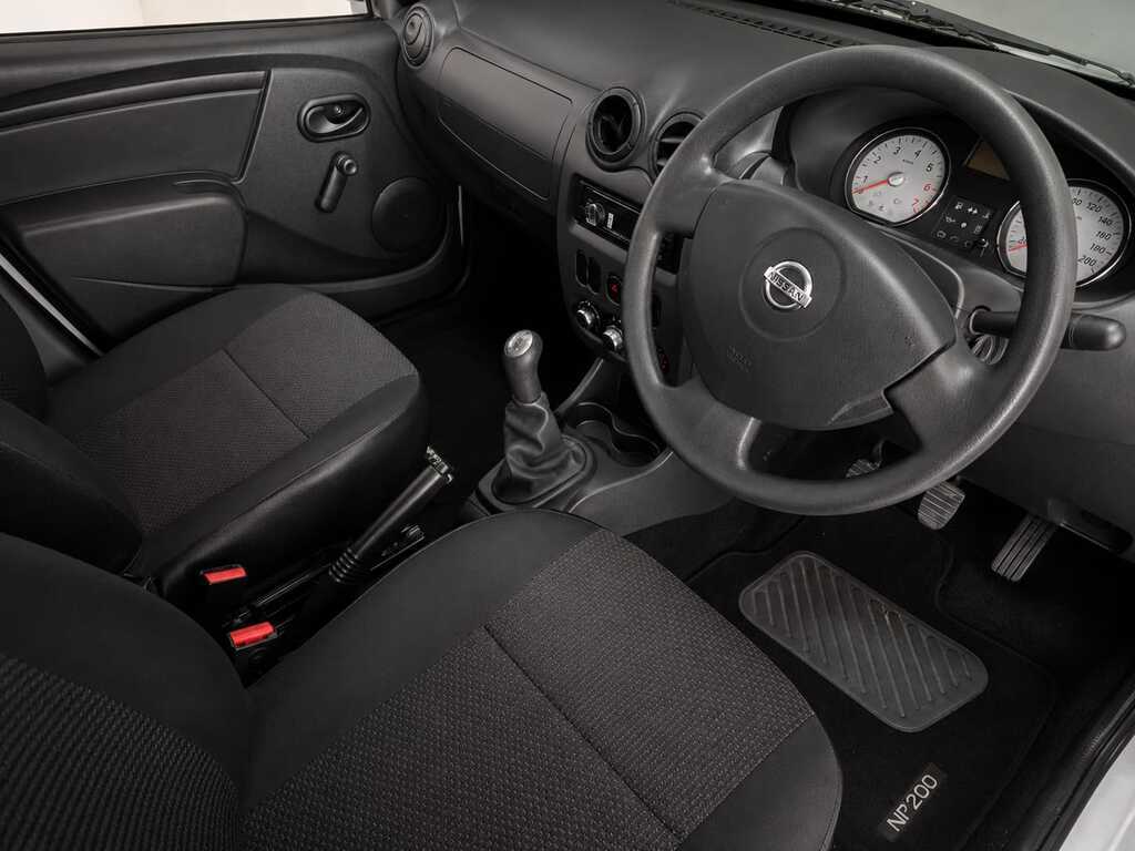 NISSAN NP200 NP200 1.6  P/U S/C - 4