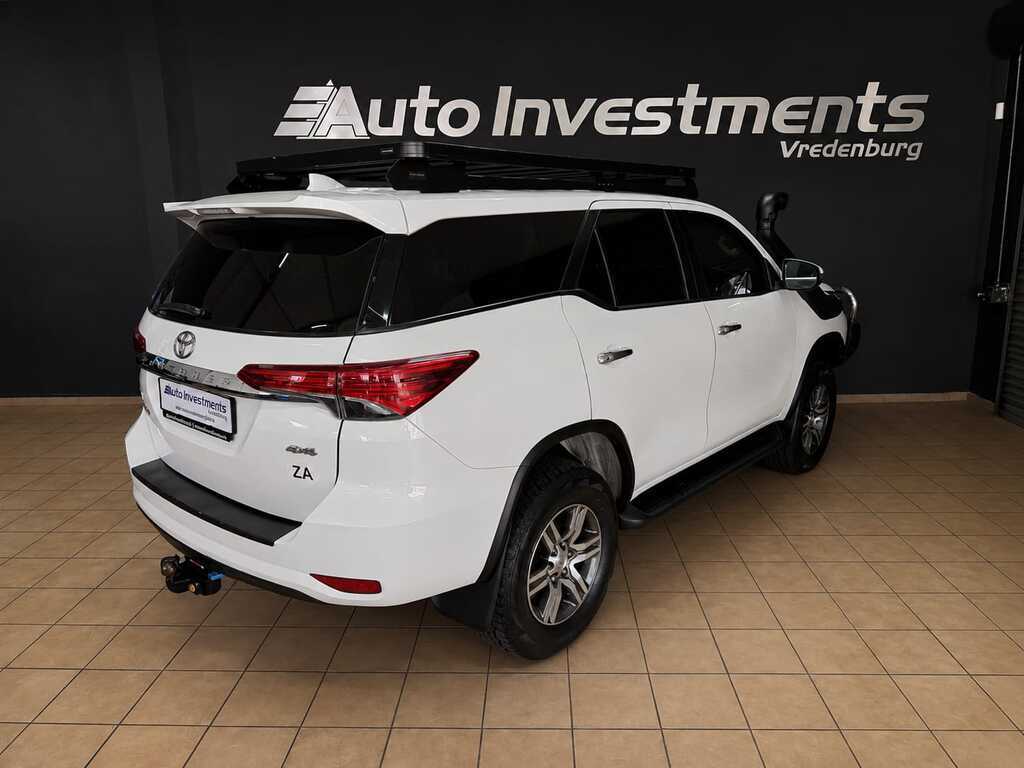 TOYOTA FORTUNER FORTUNER 2.4GD-6 4X4 A/T - 3