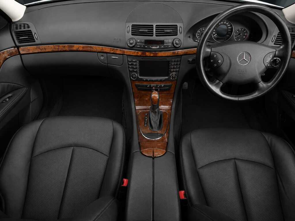 MERCEDES-BENZ E CLASS SEDAN E 350 - 4