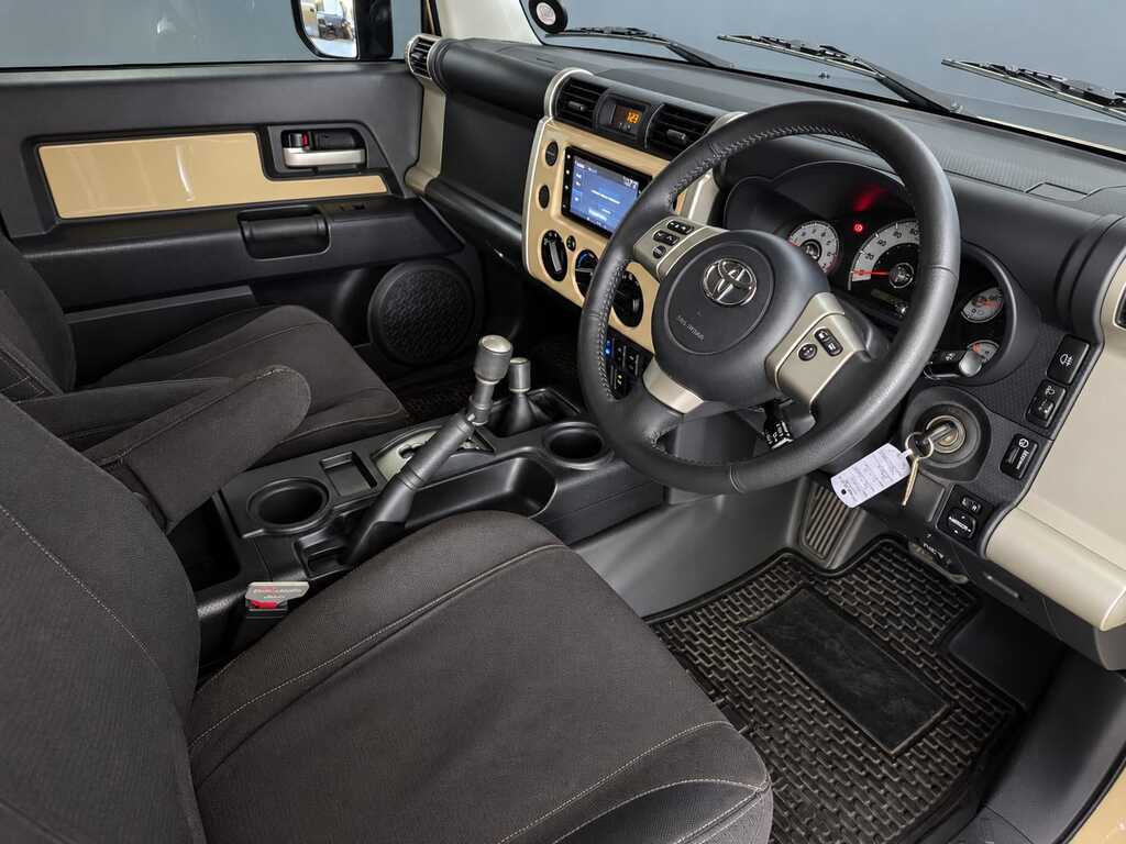 TOYOTA LANDCRUISER L/CRUISER FJ 4.0 V6 CRUISER - 5