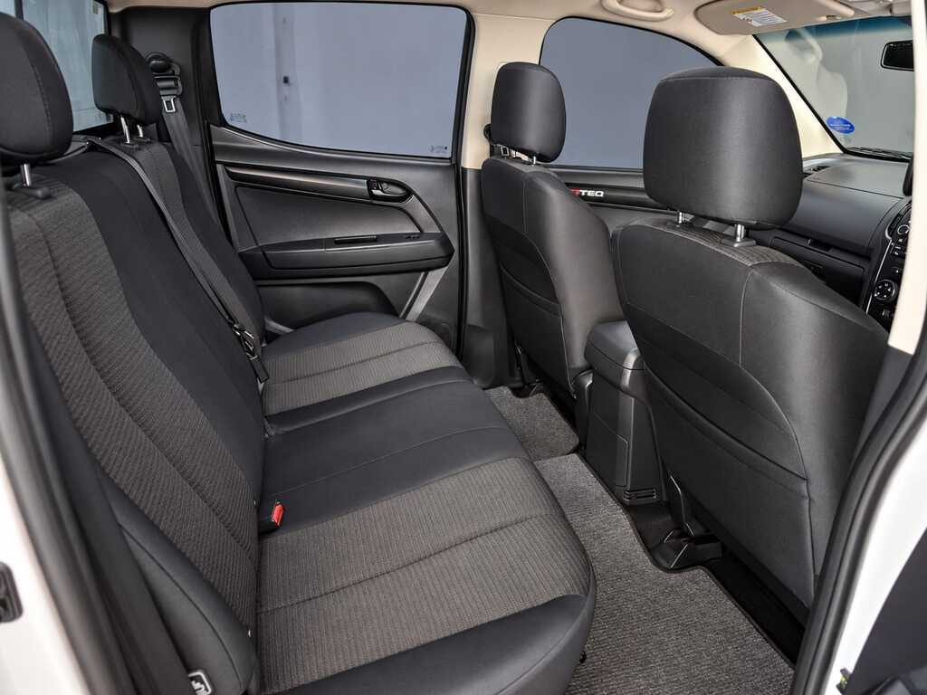 ISUZU KB KB 250 D-TEQ LE P/U D/C - 10