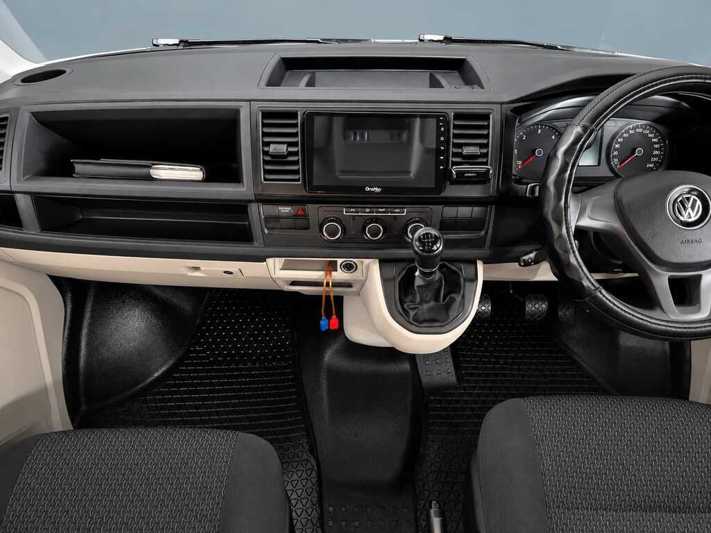 VOLKSWAGEN T6 T6 KOMBI 2.0 TDi (TRENDLINE) - 4