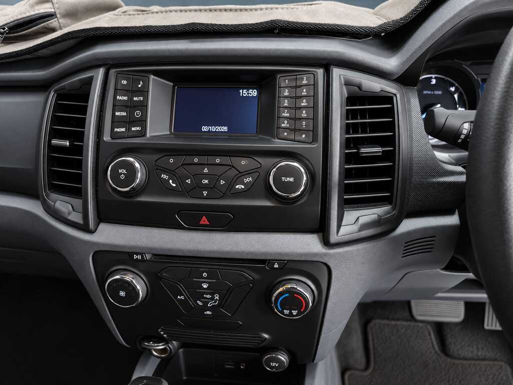 FORD RANGER RANGER 2.2TDCi XLS A/T P/U SUP/CAB - 6
