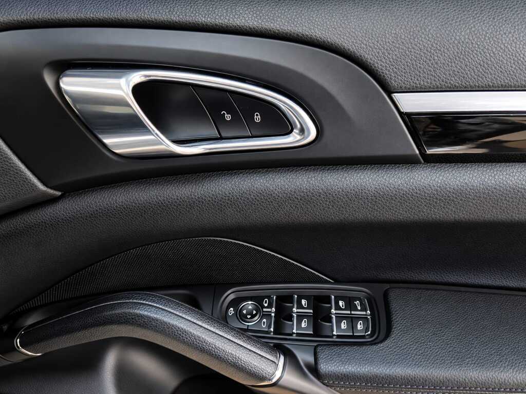 PORSCHE CAYENNE CAYENNE DIESEL PLATINUM (E2) - 11