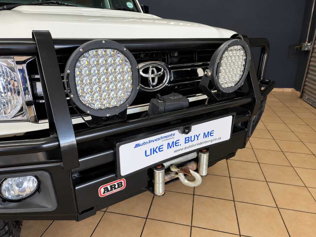 TOYOTA LAND CRUISER PICK UP LAND CRUISER 79 4.0P P/U D/C - 2