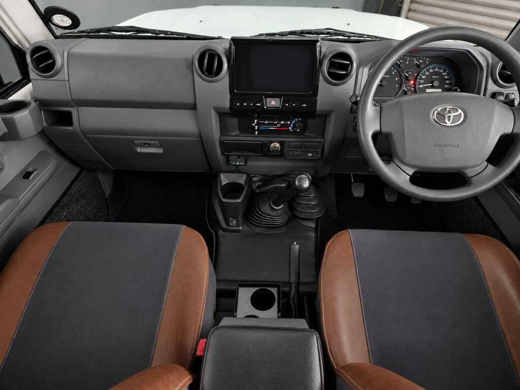 TOYOTA LAND CRUISER PICK UP LAND CRUISER 79 4.0P P/U D/C - 9
