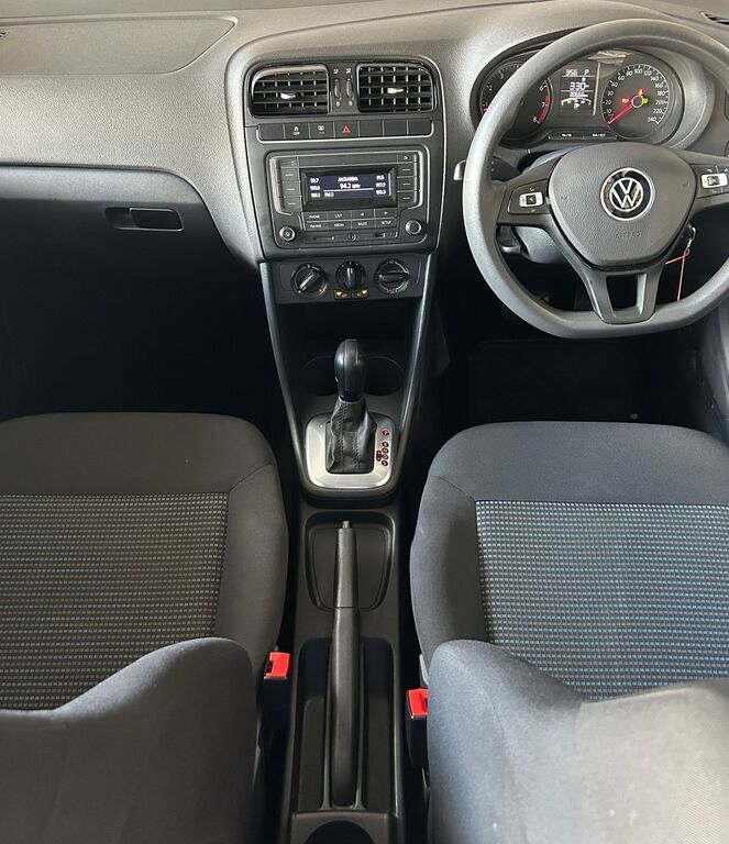 VOLKSWAGEN POLO VIVO POLO VIVO 1.6 COMFORTLINE TIP (5DR) - 16