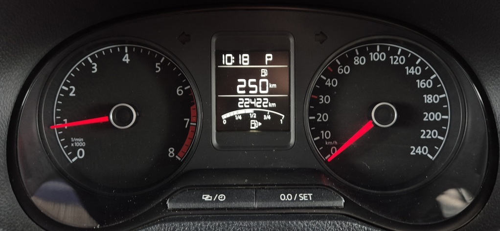 VOLKSWAGEN POLO VIVO POLO VIVO 1.6 COMFORTLINE TIP (5DR) - 18