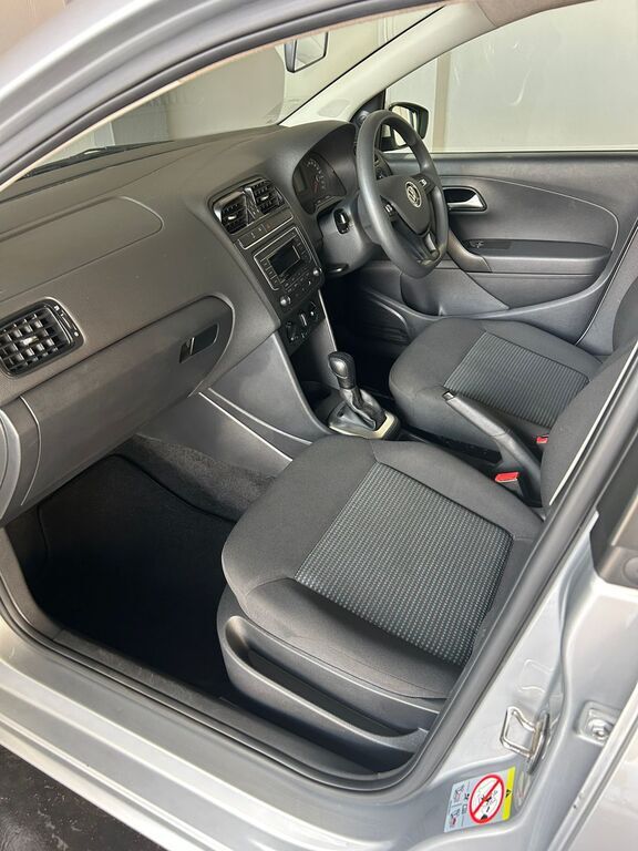 VOLKSWAGEN POLO VIVO POLO VIVO 1.6 COMFORTLINE TIP (5DR) - 9
