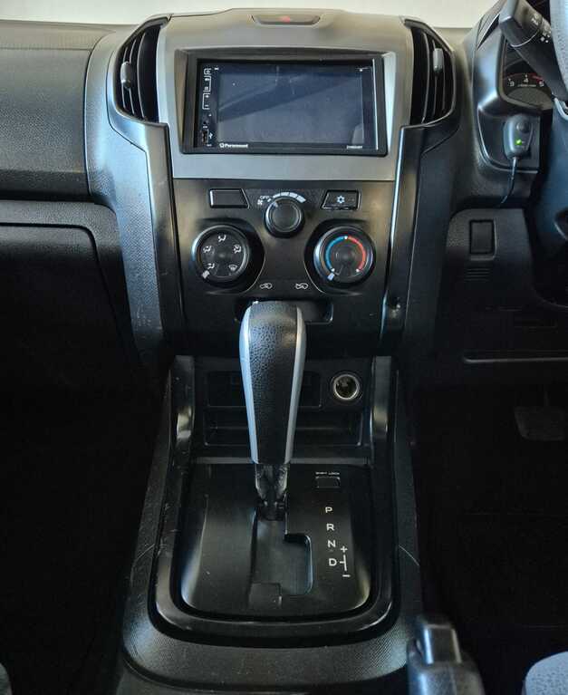 ISUZU D-MAX D-MAX 250 HO HI-RIDER A/T D/C P/U