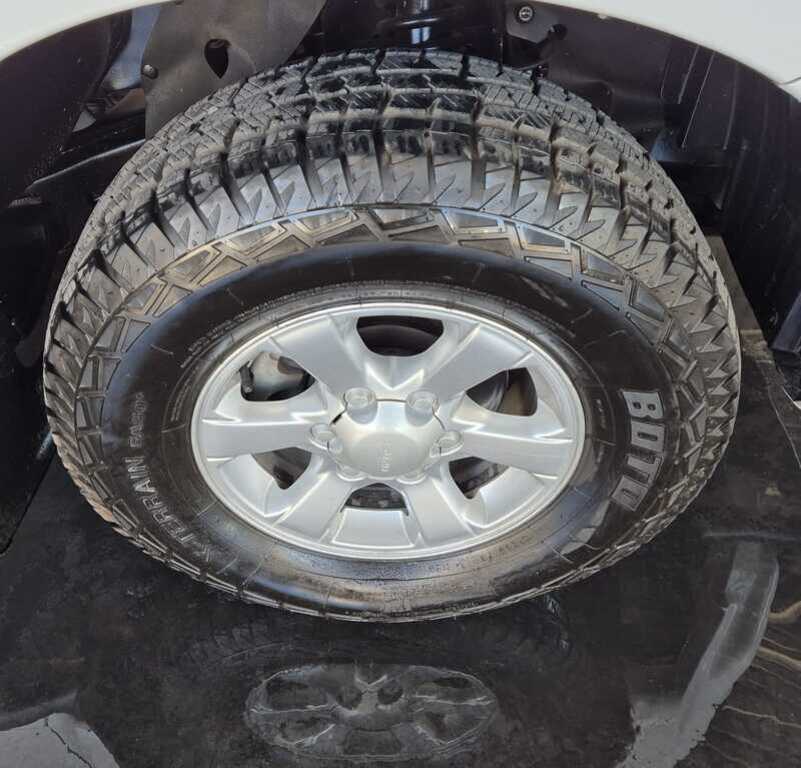 ISUZU D-MAX D-MAX 250 HO HI-RIDER A/T D/C P/U
