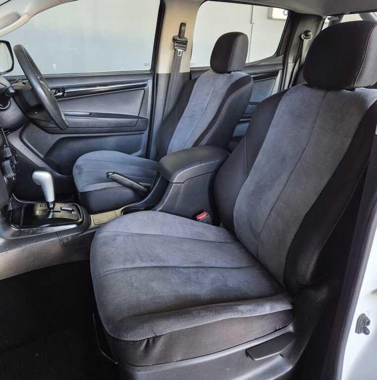 ISUZU D-MAX D-MAX 250 HO HI-RIDER A/T D/C P/U
