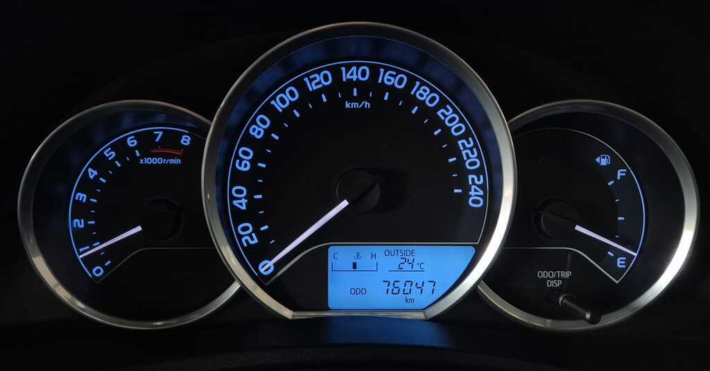 TOYOTA AURIS AURIS 1.6 XS