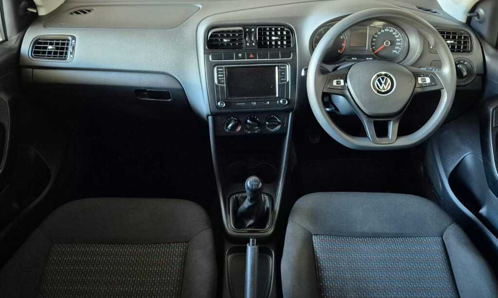 VOLKSWAGEN POLO VIVO POLO VIVO 1.4 TRENDLINE (5DR)