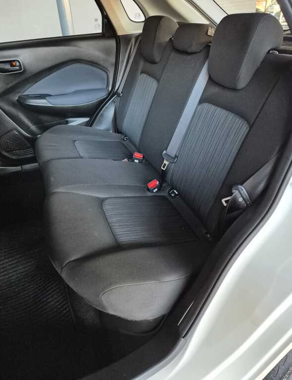 TOYOTA STARLET STARLET 1.5 Xs A/T - 10