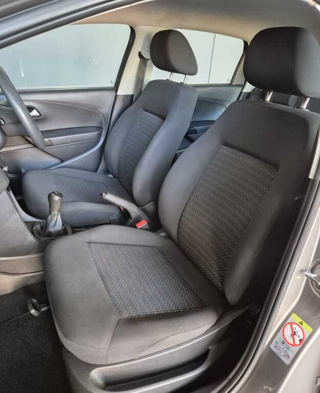 VOLKSWAGEN POLO VIVO POLO VIVO 1.4 TRENDLINE (5DR)