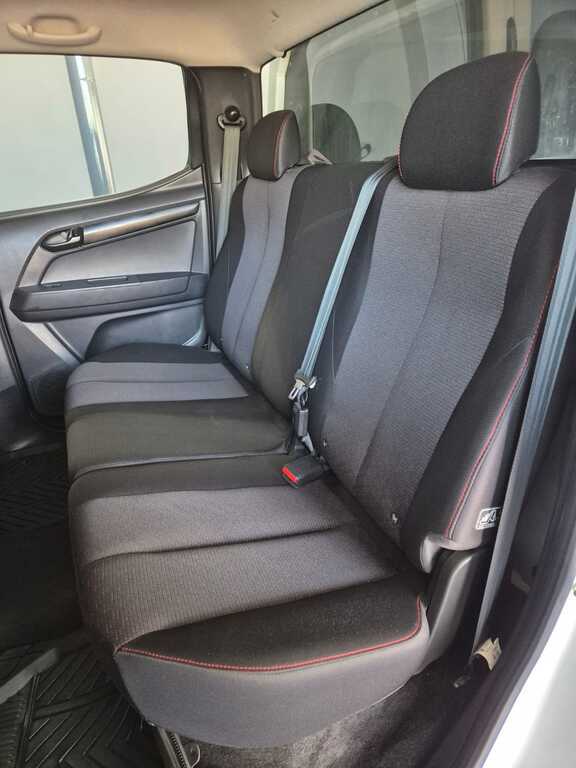 ISUZU D-MAX D-MAX 250 HO HI-RIDER D/C P/U - 10