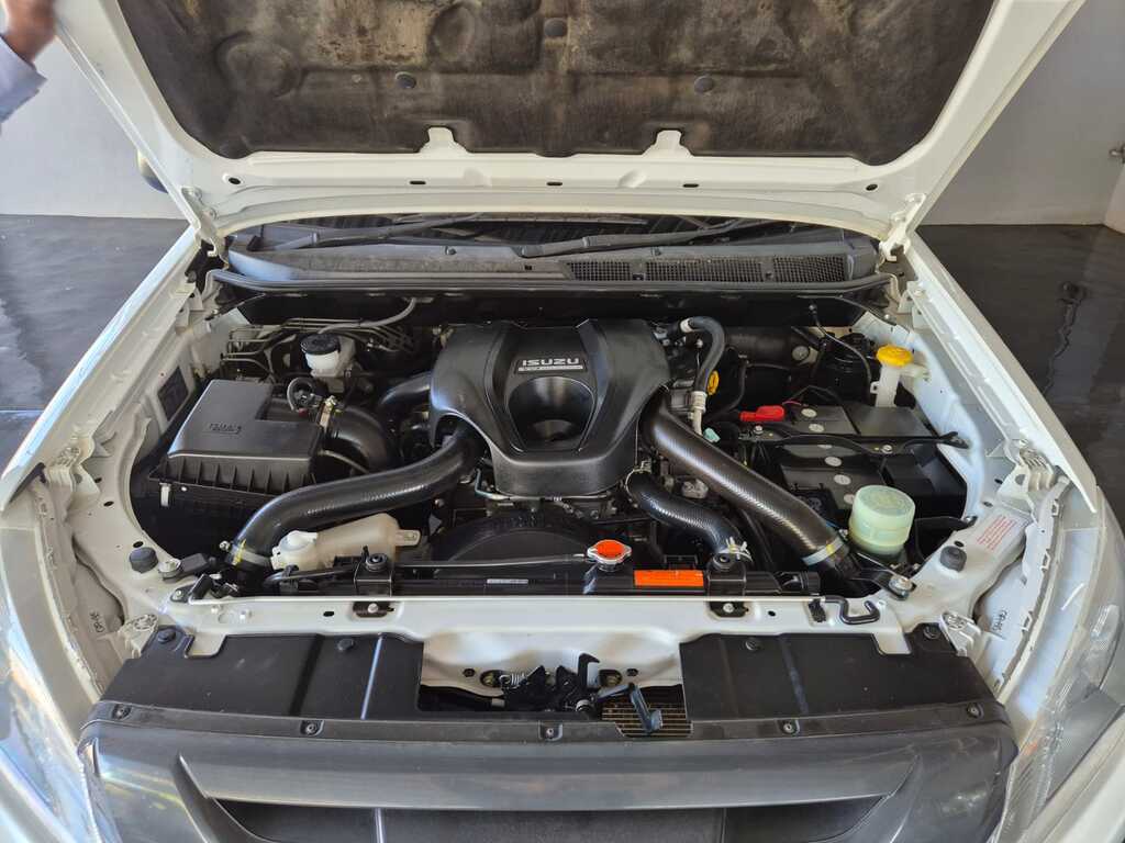 ISUZU D-MAX D-MAX 250 HO HI-RIDER D/C P/U - 16