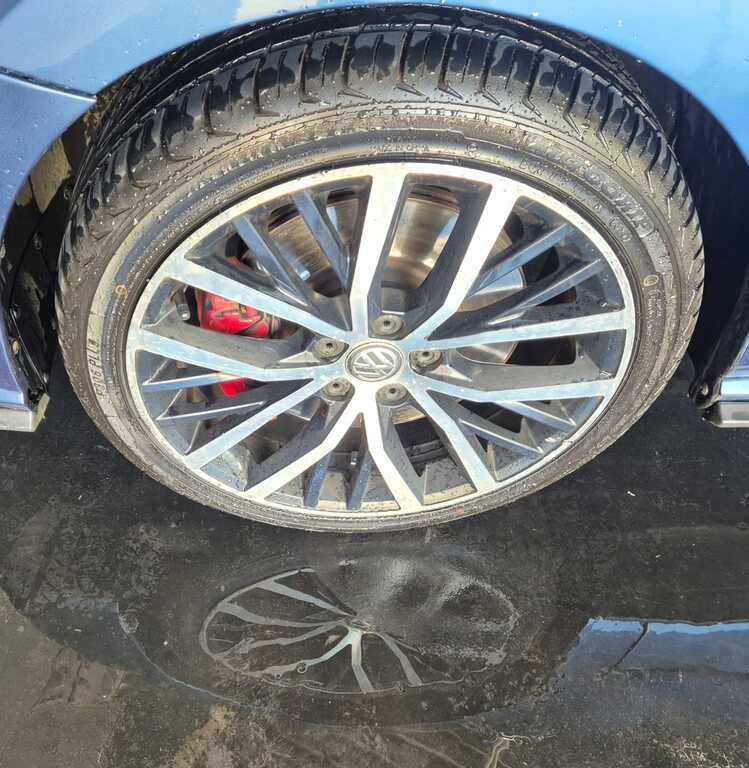 VOLKSWAGEN POLO POLO GTi 1.8TSI DSG