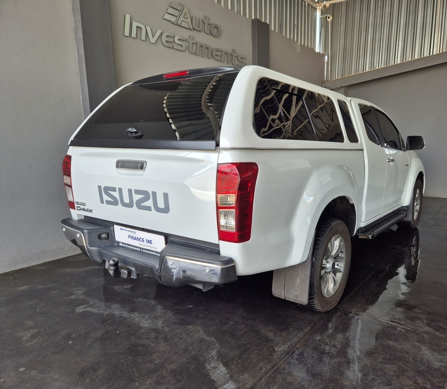 ISUZU D-MAX D-MAX 300 LX A/T E/CAB P/U