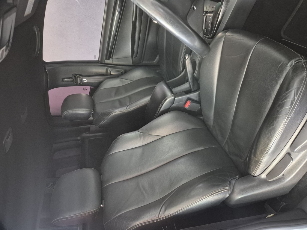 ISUZU D-MAX D-MAX 300 LX A/T E/CAB P/U