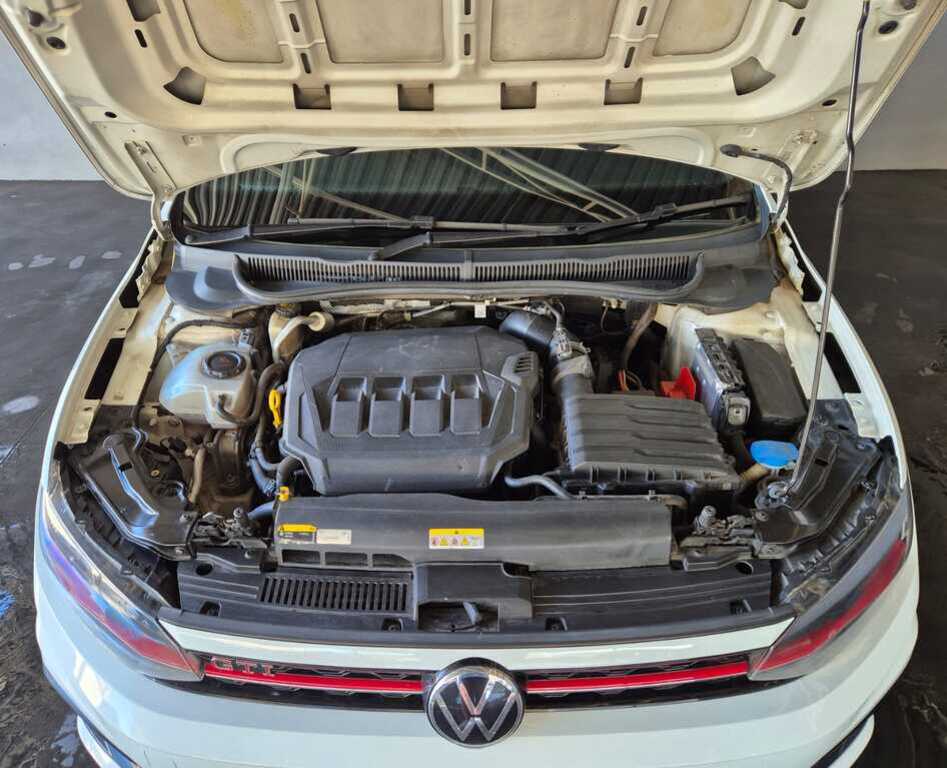 VOLKSWAGEN POLO POLO 2.0 GTI DSG (147KW)