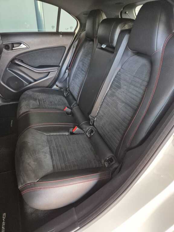 MERCEDES-BENZ A CLASS A220 CDI BE AMG SPORT A/T - 10