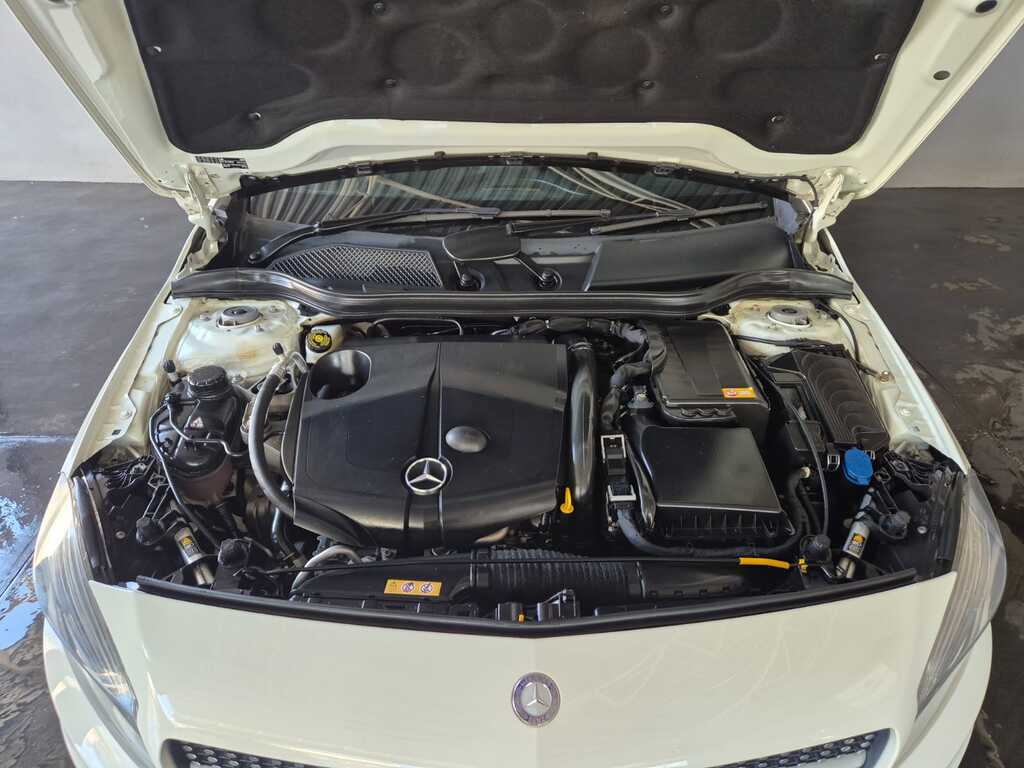 MERCEDES-BENZ A CLASS A220 CDI BE AMG SPORT A/T - 17