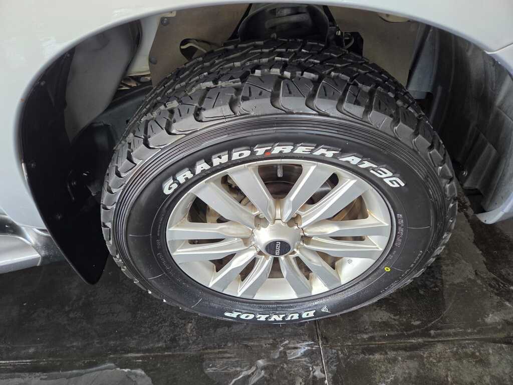 ISUZU MU-X MU-X 3.0D A/T